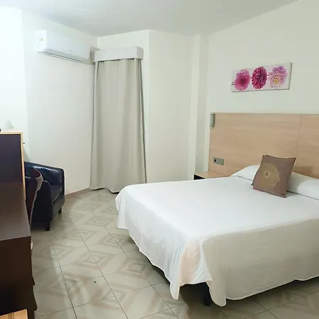 Hotel Oasis Familiar 2*