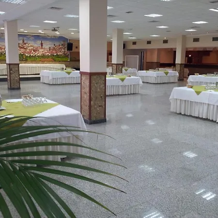 Oasis Familiar جيريز دي لوس كاباليروس