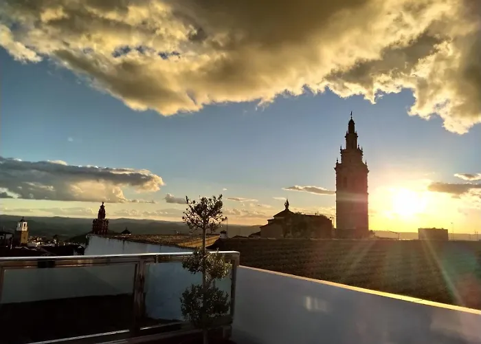 Oasis Familiar Hotel 2*