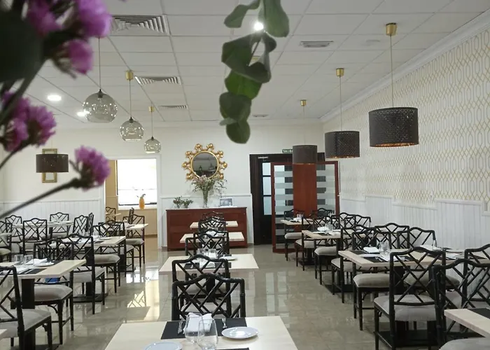 Oasis Familiar Hotel Jerez De Los Caballeros