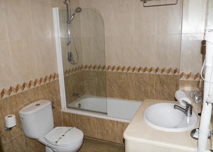 Hotel Oasis Familiar 2*